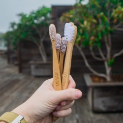 CEPILLO DE DIENTES...